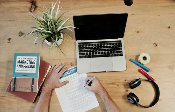 How To Find Competitor Keyword Gap Opportunities?
